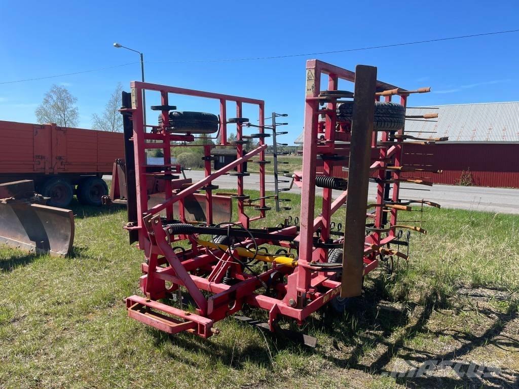 Potila SK 450 äes Σβάρνες