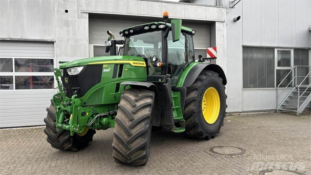 John Deere 6R215 Τρακτέρ
