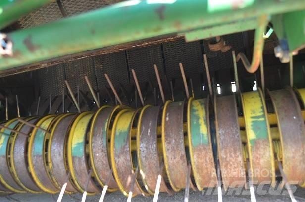 John Deere 592 Πρέσες κυλινδρικών δεμάτων