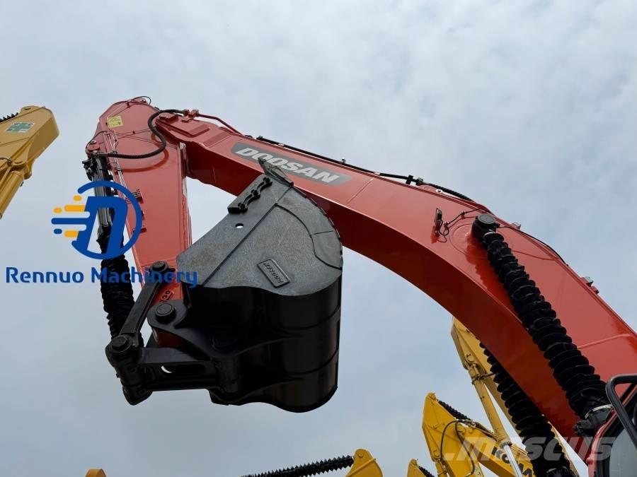 Doosan DX 340 Εκσκαφείς με ερπύστριες