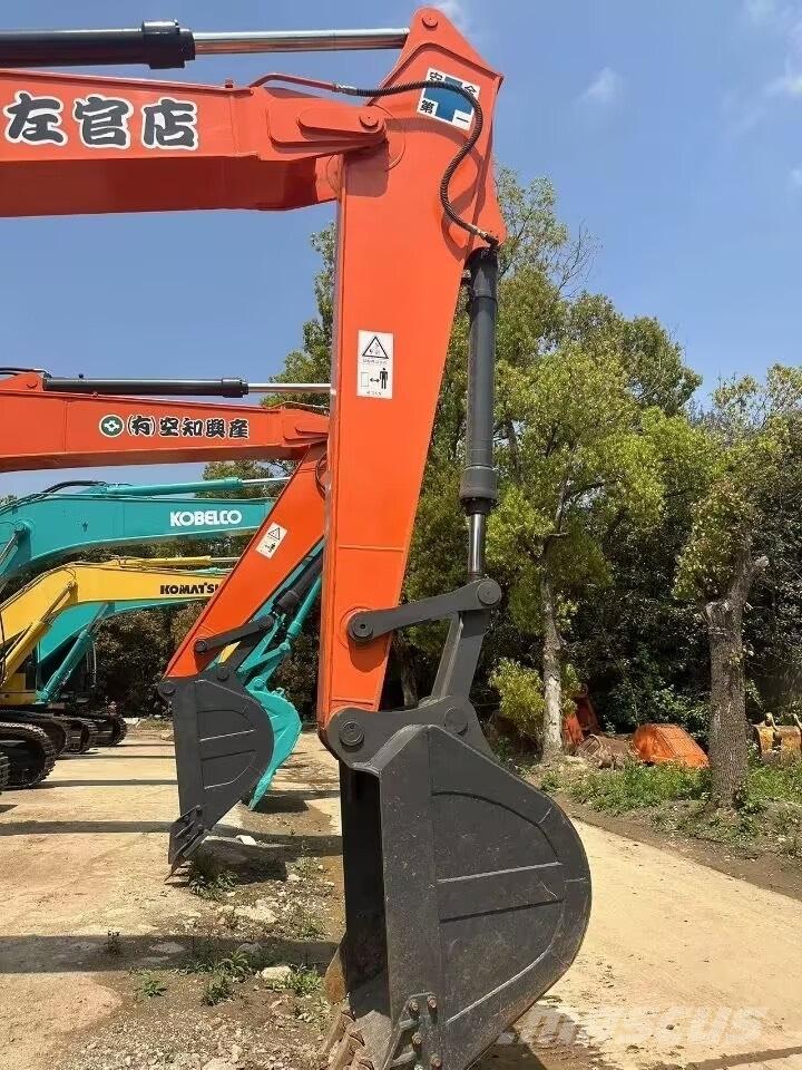 Hitachi EX 200-1 Εκσκαφείς με ερπύστριες