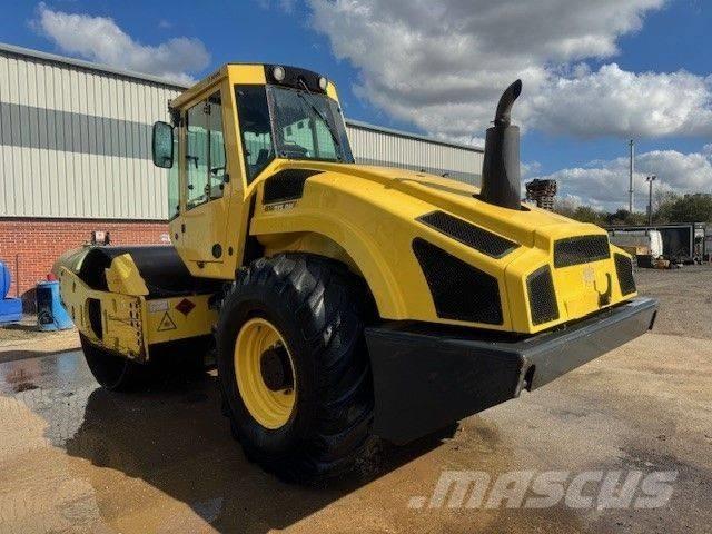 Bomag BW 213 D H-4 Οδοστρωτήρες μονού κυλίνδρου