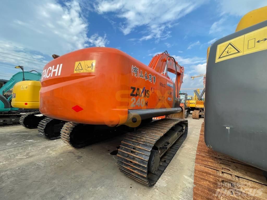 Hitachi ZX 240 Εκσκαφείς με ερπύστριες