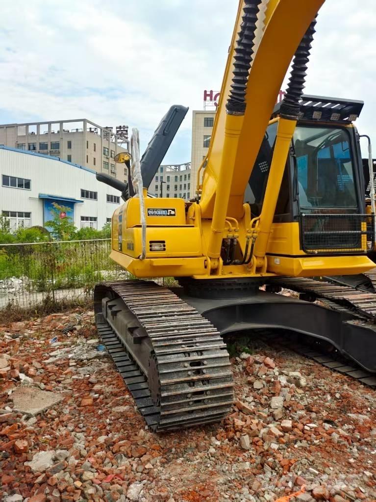 Komatsu PC 210 Εκσκαφείς με ερπύστριες
