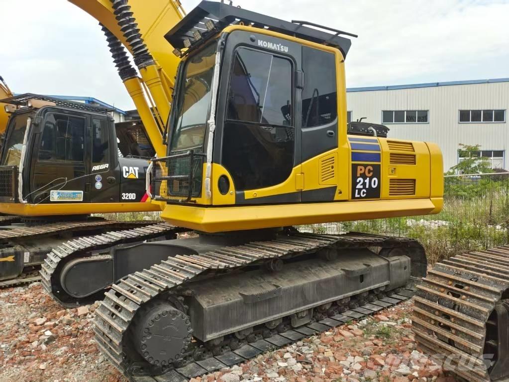 Komatsu PC 210 Εκσκαφείς με ερπύστριες