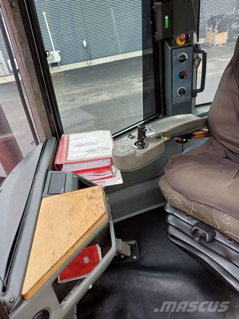 Komatsu 840 TX Μεταφορείς ξυλείας