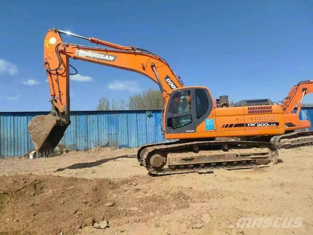 Doosan DX300LC-9 Εκσκαφείς με ερπύστριες