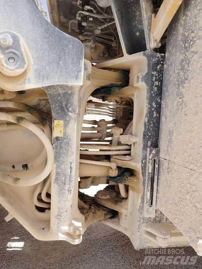 Komatsu WA600-8EO Φορτωτές με λάστιχα (Τροχοφόροι)