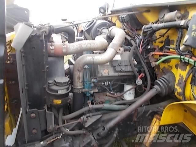 International 4900 Φορτηγά με Γερανό