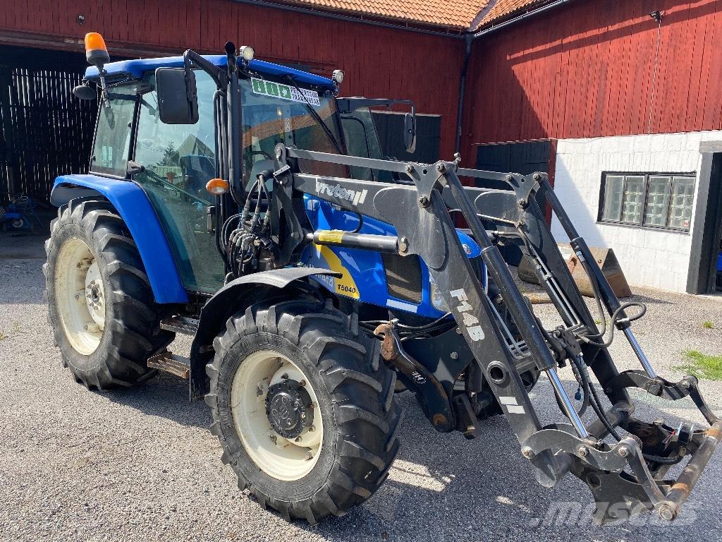 New Holland T 5040 Τρακτέρ