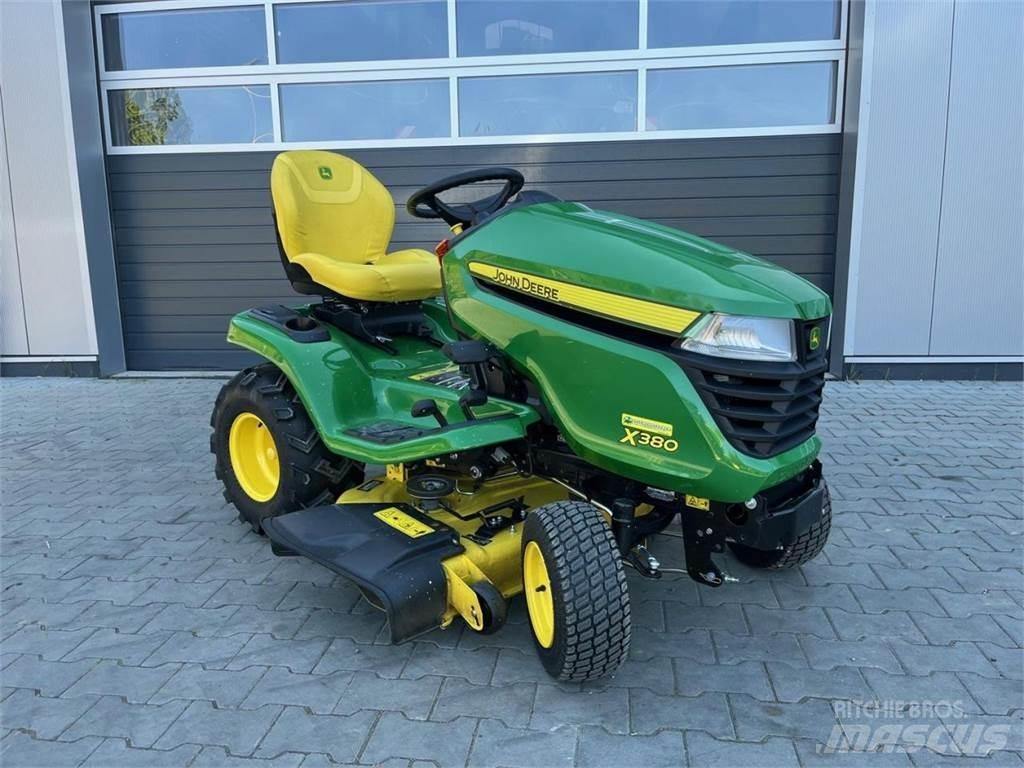 John Deere X380 Χορτοκοπτικά γηπέδων με γκαζόν