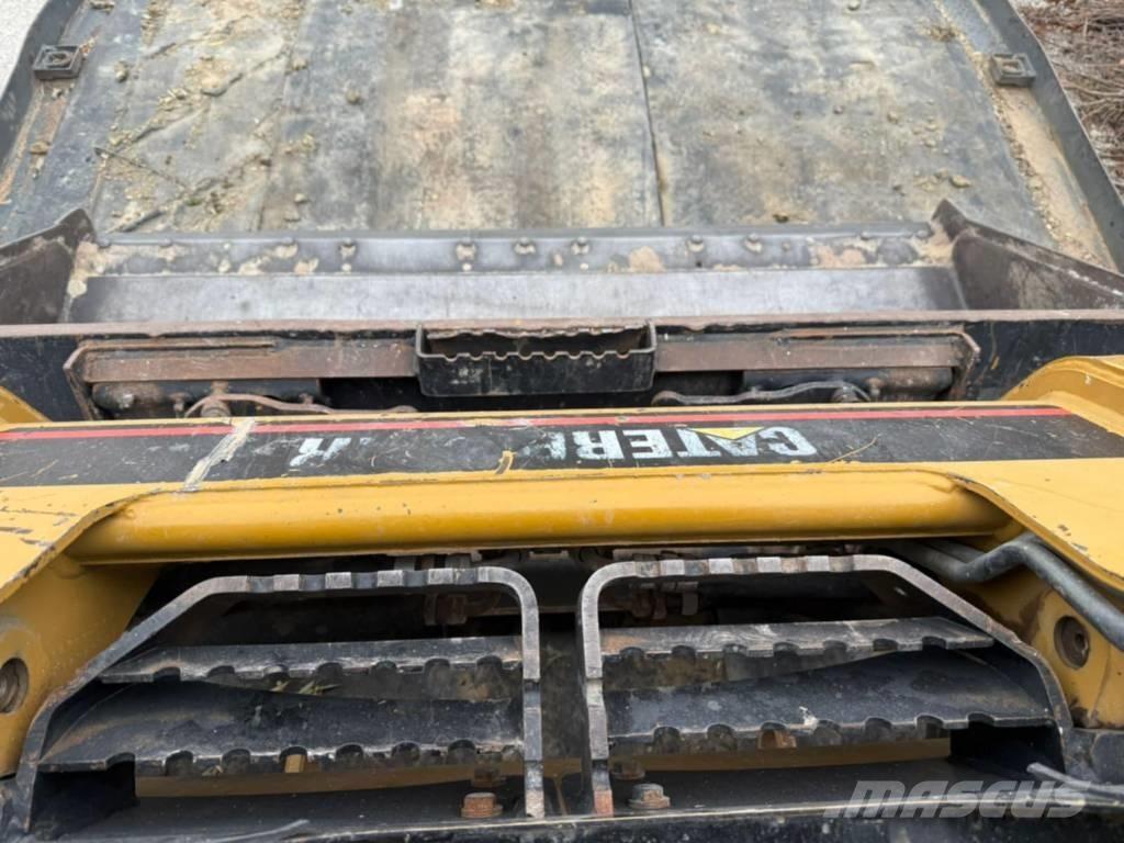 CAT 216 Φορτωτάκια