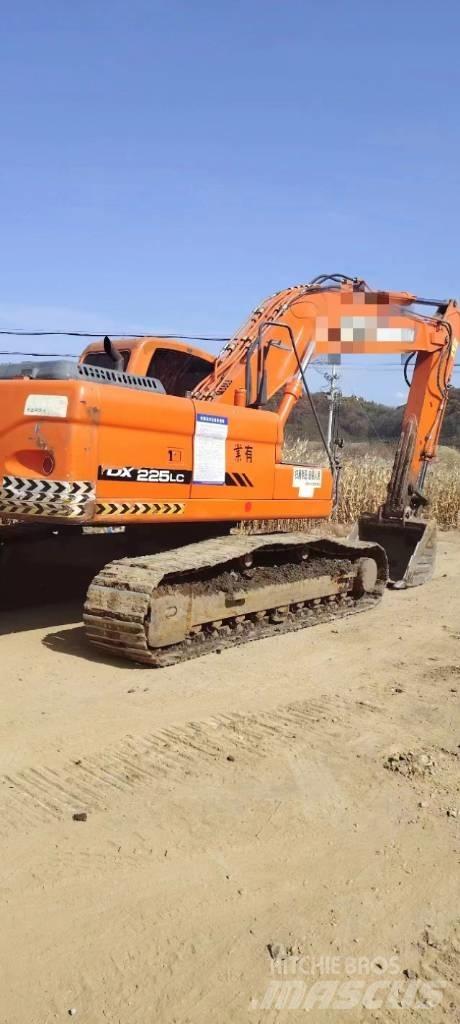 Doosan DX 225LC Εκσκαφείς με ερπύστριες