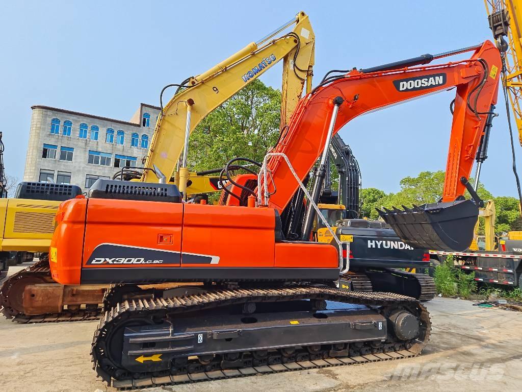Doosan DX 300 LC Εκσκαφείς με ερπύστριες