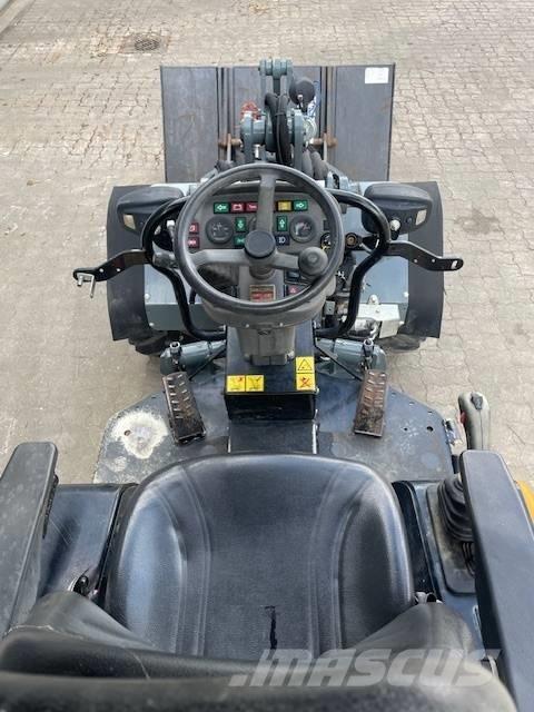 GiANT V452T X-TRA HD Μίνι φορτωτές