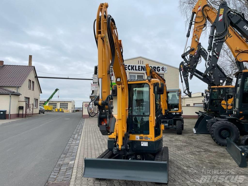 Hyundai R35Z-9A Εκσκαφάκι (διαβολάκι) < 7t