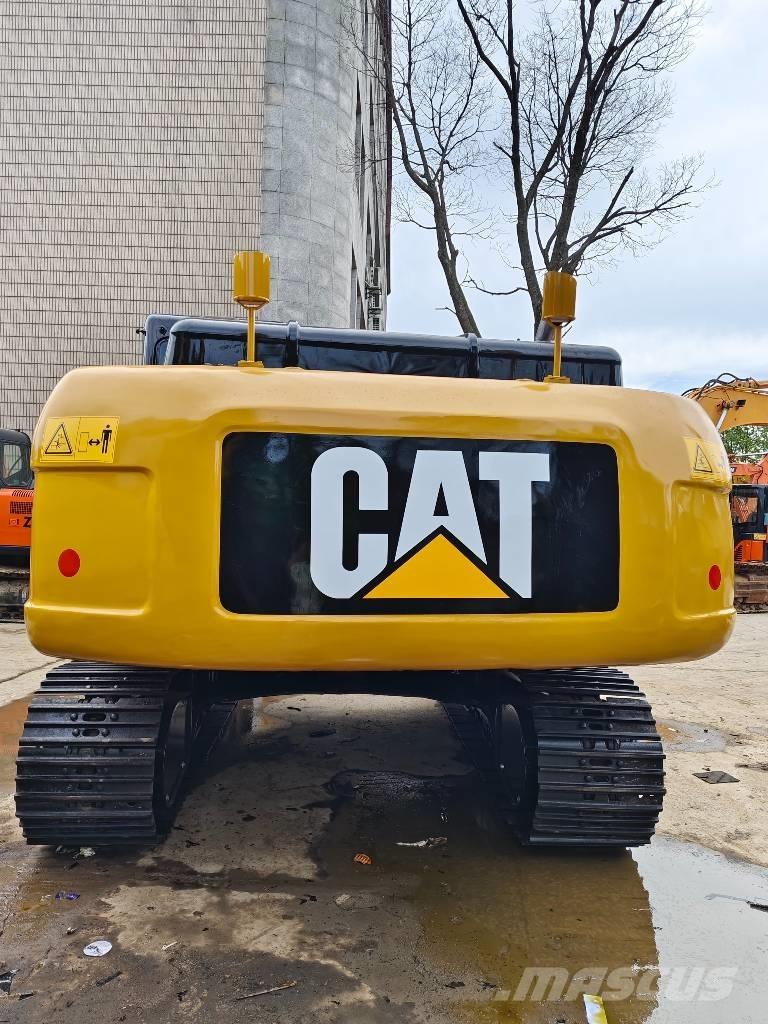 CAT 330D2L Εκσκαφείς με ερπύστριες