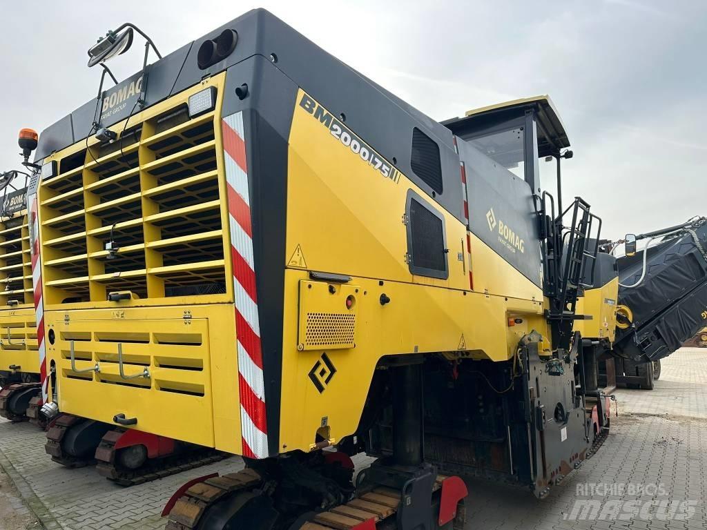 Bomag BM 2000/75 Επεξεργασίας επίστρωσης ασφάλτου