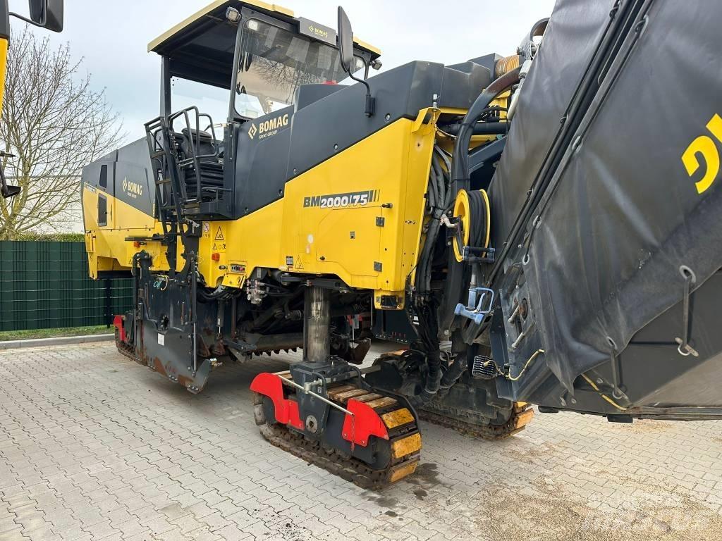 Bomag BM 2000/75 Επεξεργασίας επίστρωσης ασφάλτου