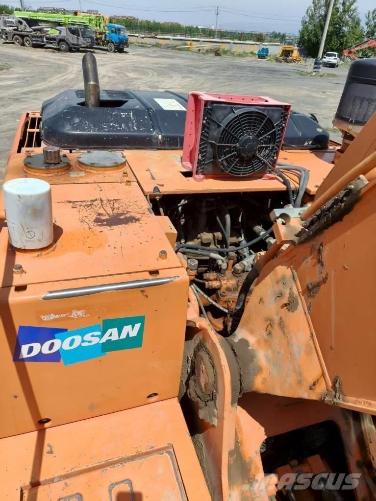 Doosan DH210W-7 Εκσκαφείς με τροχούς - λάστιχα