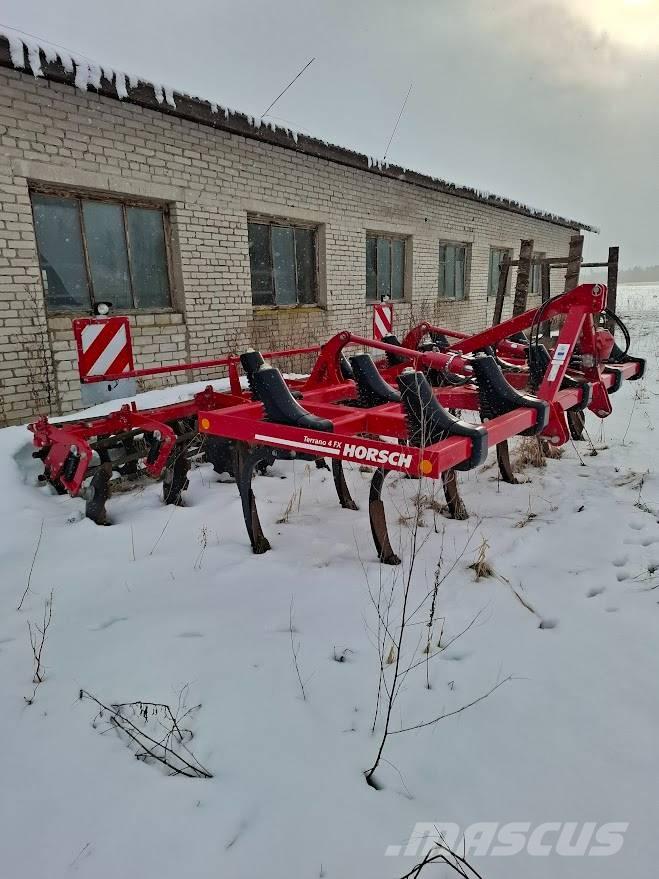 Horsch Terrano 4 FX Υπεδάφια άροτρα