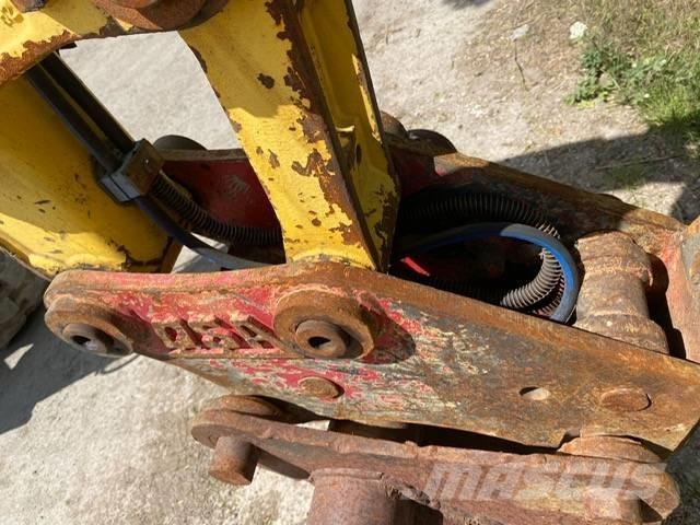 New Holland E 50.2 C Εκσκαφάκι (διαβολάκι) < 7t