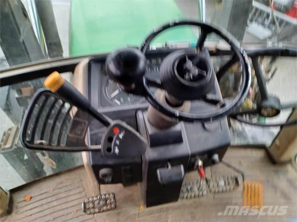 John Deere 6110SE Τρακτέρ