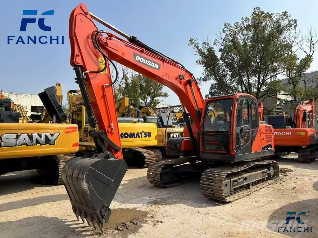 Doosan DX 140 LC Εκσκαφείς με ερπύστριες