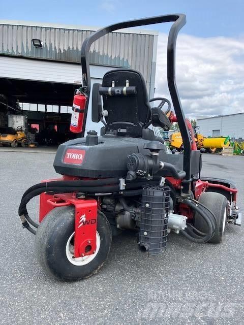 Toro 3250D Χορτοκοπτικά γηπέδων με γκαζόν