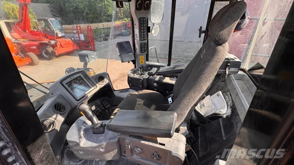 CAT 972 K Φορτωτές με λάστιχα (Τροχοφόροι)