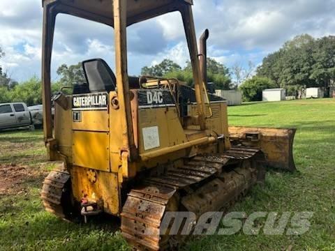 CAT D 4 C Μπουλντόζες με ερπύστριες