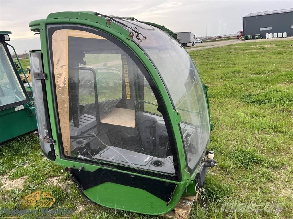 John Deere 1470E Καμπίνες και εσωτερικό