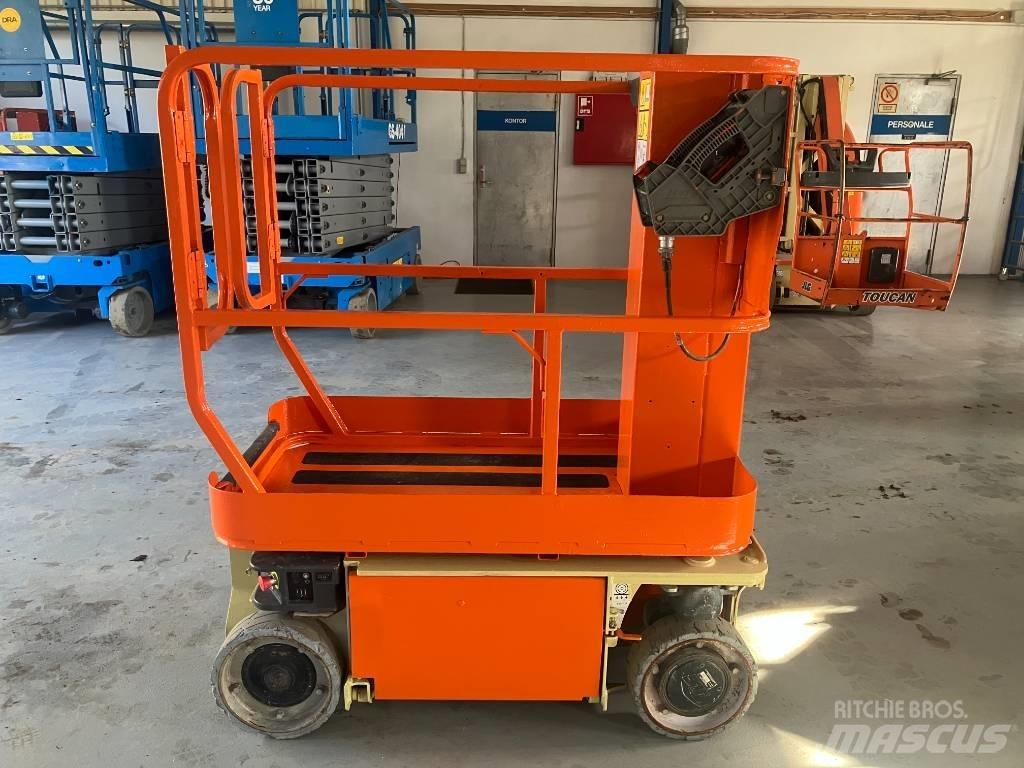 JLG 1230 ES Ανυψωτήρες με κατακόρυφους πυλώνες