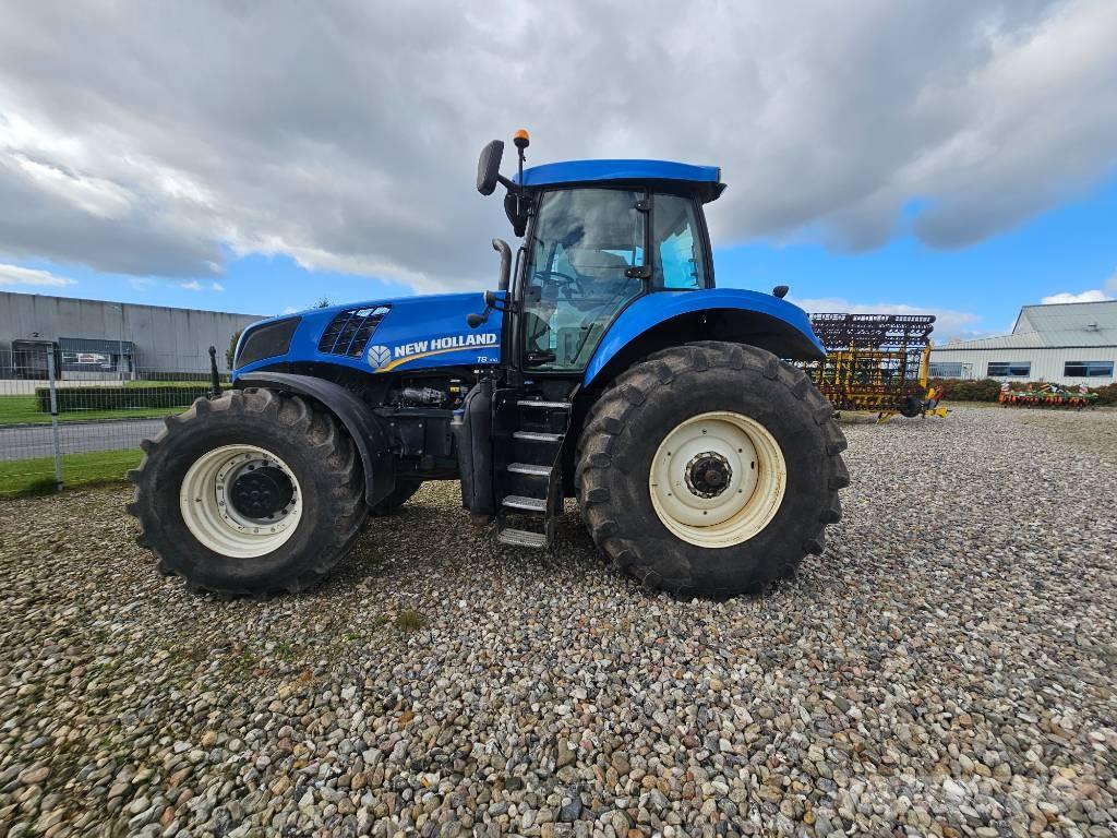 New Holland T 8.300 Τρακτέρ