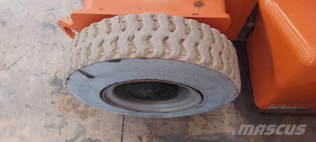 JLG E 400 AJPN Ανυψωτήρες με αρθρωτό βραχίονα