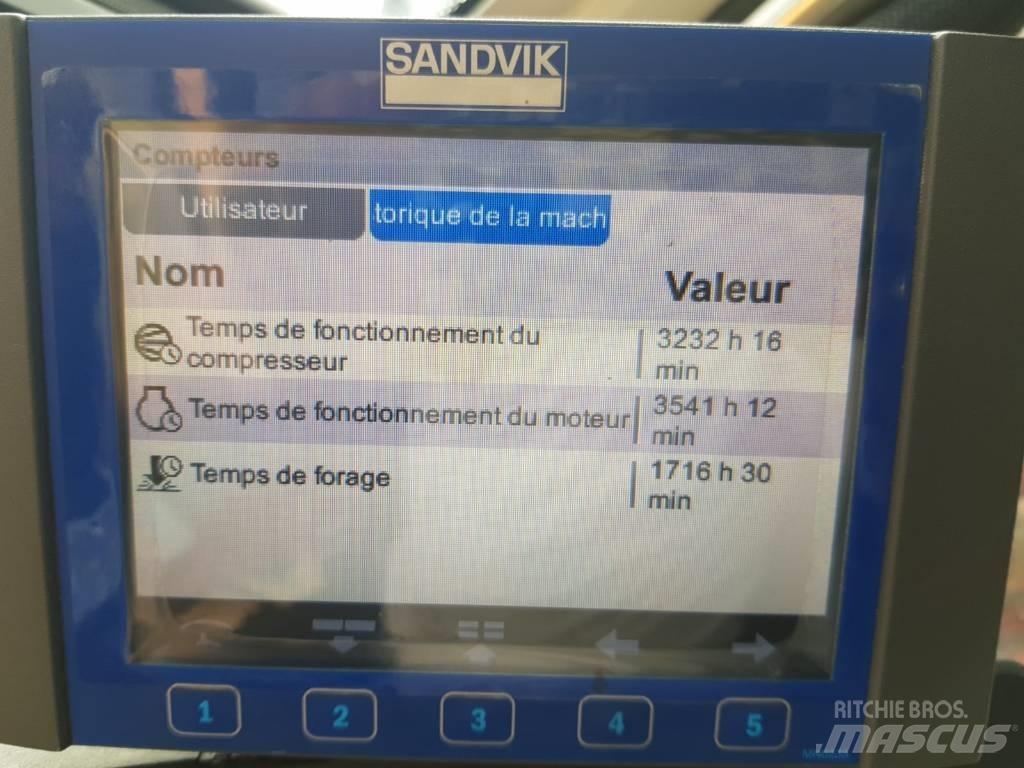 Sandvik DI 550 Εξοπλισμός επιφανειακών γεωτρήσεων