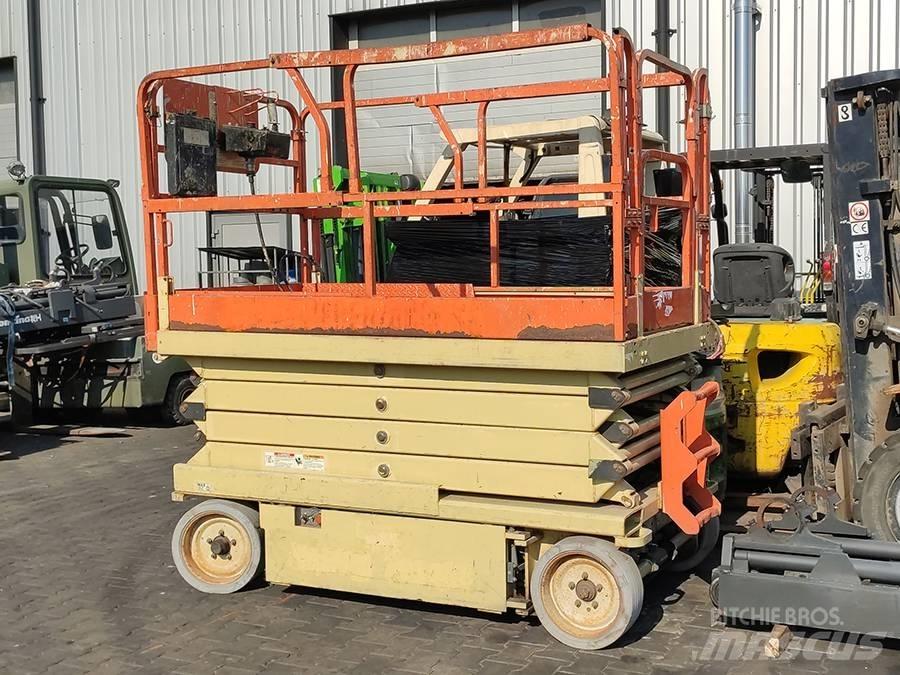 JLG 2646 E 2 Ανυψωτήρες ψαλιδωτής άρθρωσης
