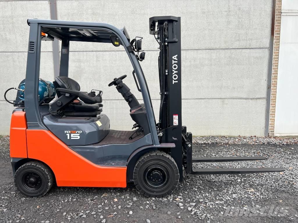 Toyota 02-8 FGF 15 Περονοφόρα ανυψωτικά κλαρκ με φυσικό αέριο LPG