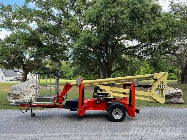 JLG T 350 Εναέριες πλατφόρμες τοποθετημένες σε ρυμούλκα
