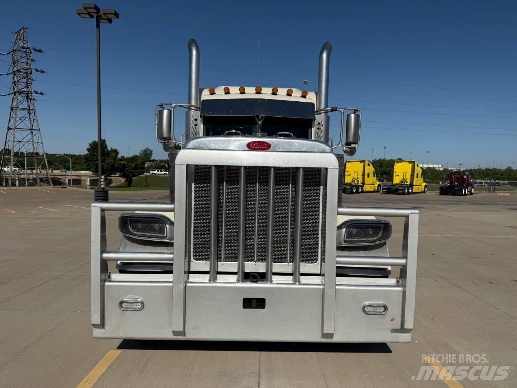 Peterbilt 389 Τράκτορες