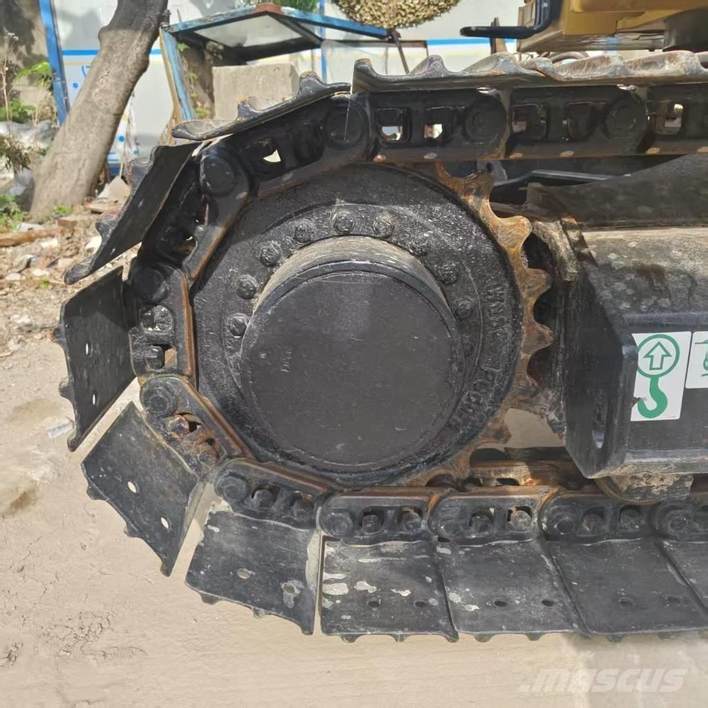 CAT 310 Εκσκαφείς με ερπύστριες