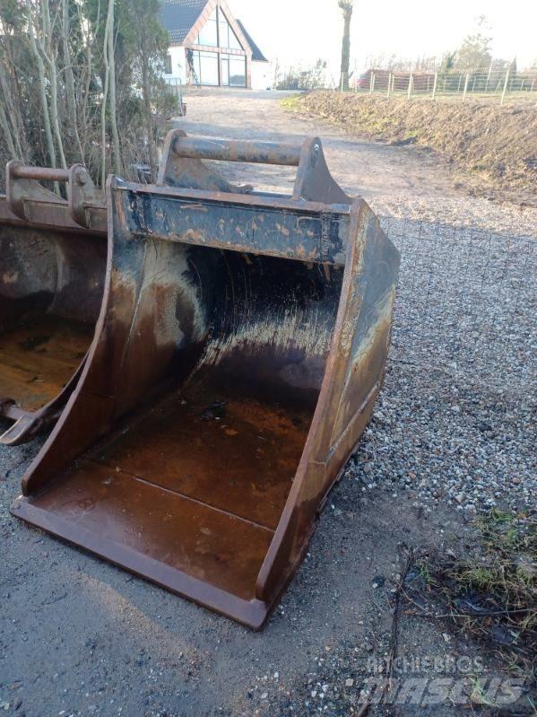 Doosan S80 Κουβάδες