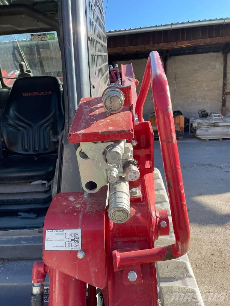 Takeuchi TL12 Φορτωτάκια