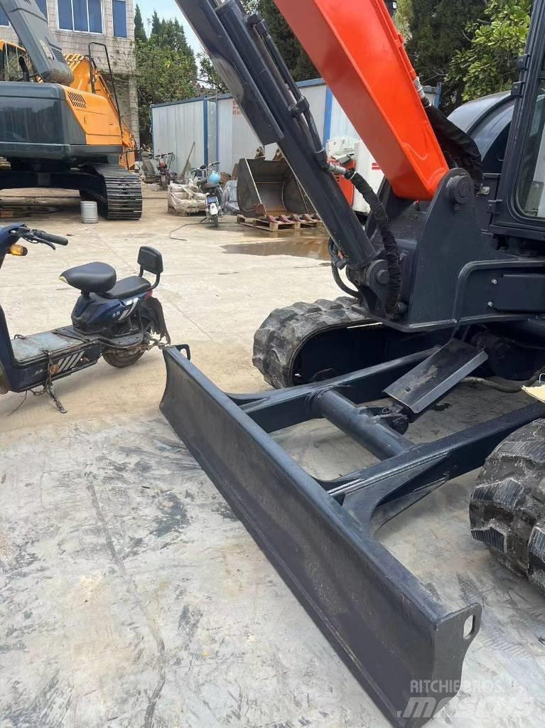 Hitachi zx55USR Εκσκαφάκι (διαβολάκι) < 7t
