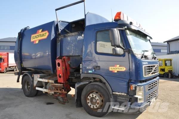 Volvo FM9 4X2 300 Απορριμματοφόρα