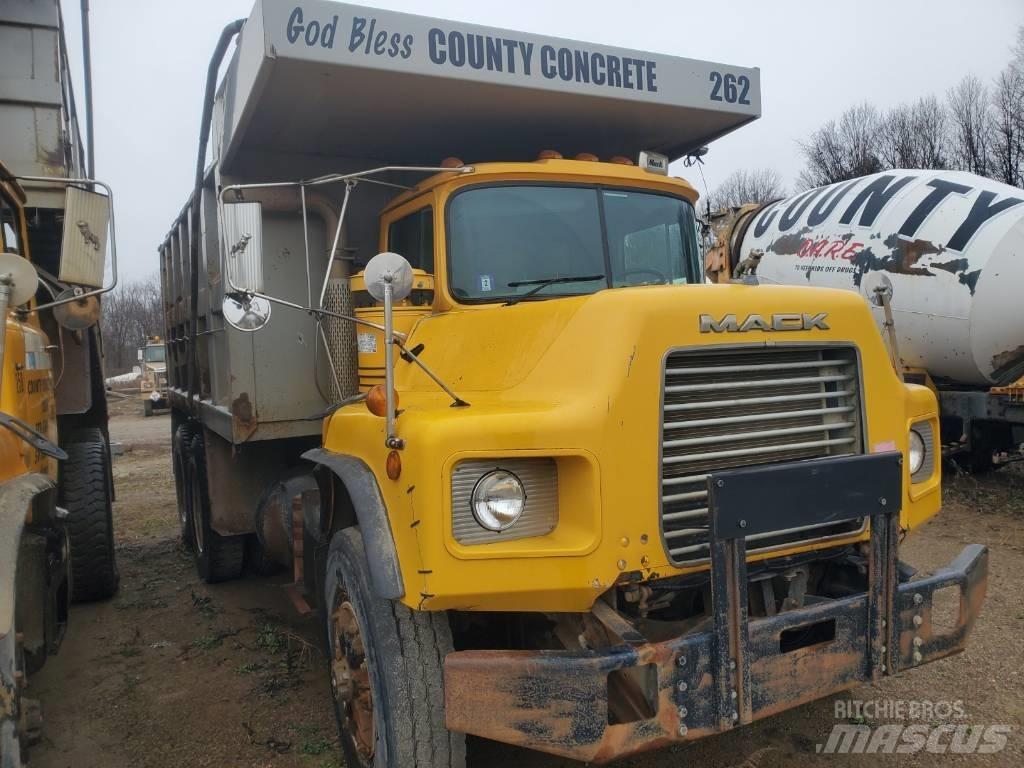 Mack DM690SX Φορτηγά Ανατροπή