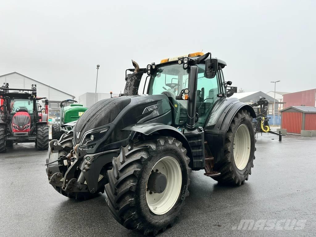 Valtra T 214 D Τρακτέρ