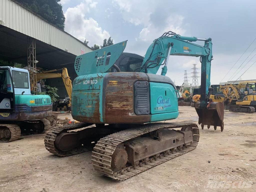 Kobelco SK 135 Εκσκαφείς με ερπύστριες