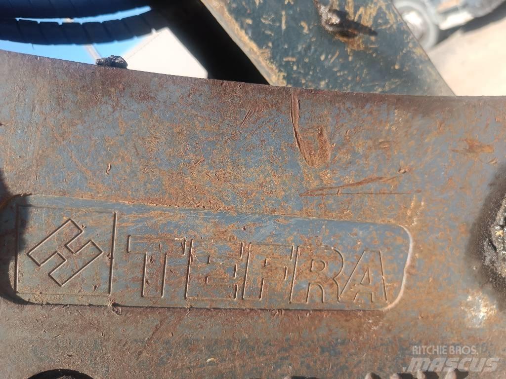 Hyundai R140LCR-9A Εκσκαφείς με ερπύστριες