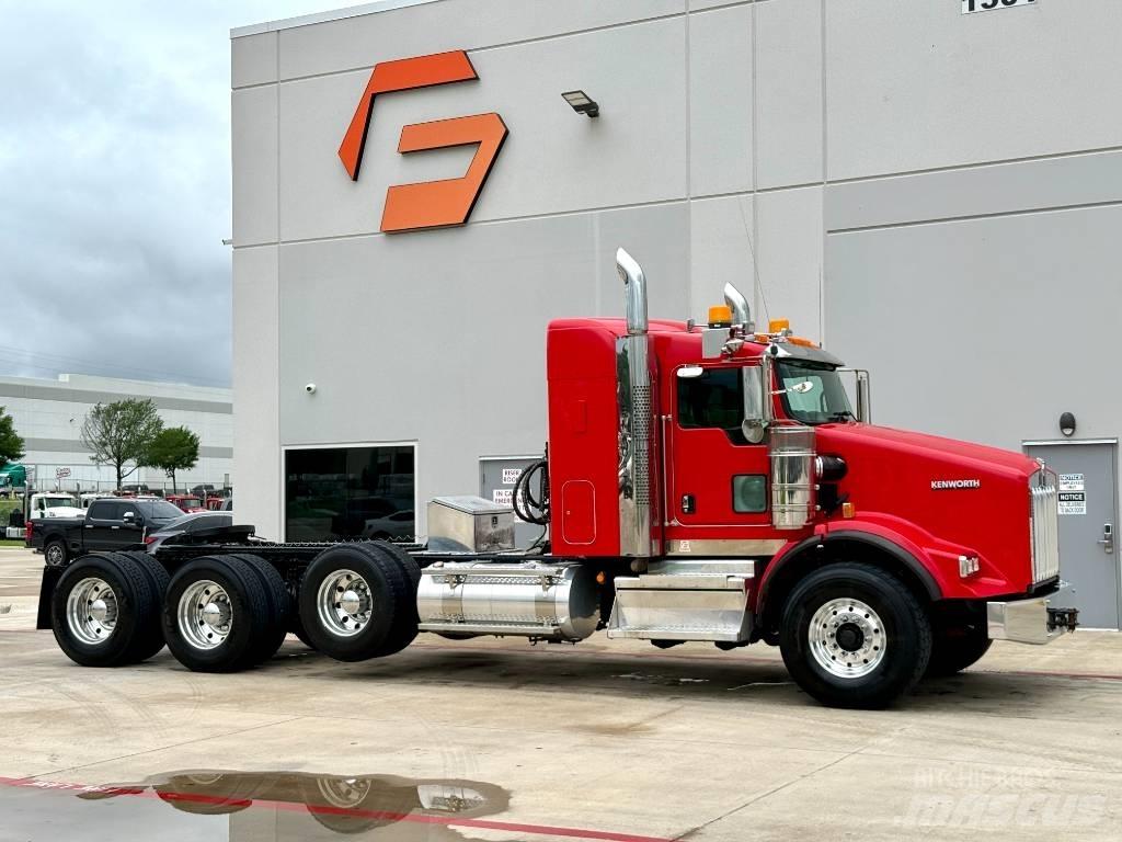 Kenworth T 800 Τράκτορες